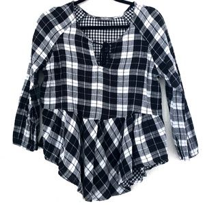 Black and white flannel top